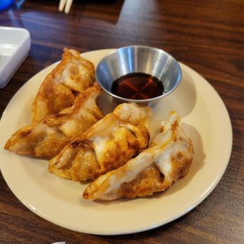 Sushi Neko - Sushi Bars Near Me - Arvada, Colorado