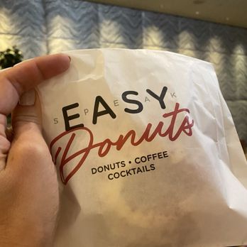 Easy's Cocktail Lounge - Donut - Speakeasies Near Me - Las Vegas, Nevada Easy's Cocktail Lounge - Donut - Speakeasies Near Me - Las Vegas, Nevada