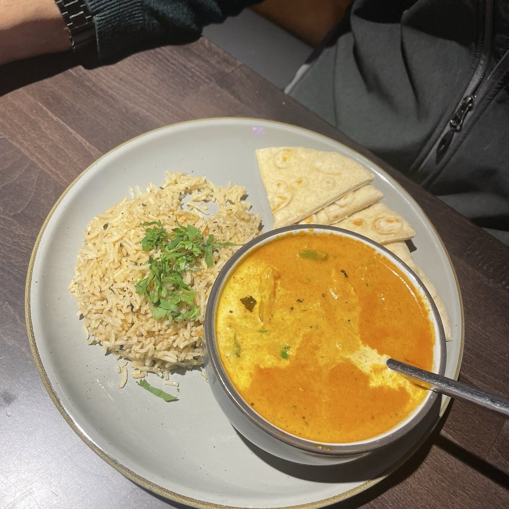 Hype Bar and Grill - Chicken Masala - Burgers Near Me - Cedar Park, Texas