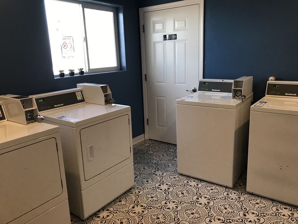 ROUTE 66 RV PARK Updated September 2024 27 Photos & 18 Reviews