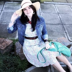 Paloma Clothing 