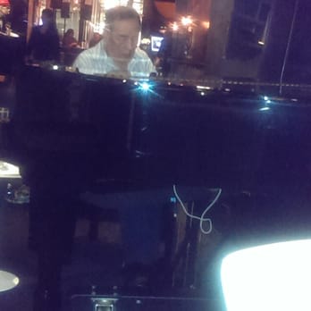 Stage Restaurant - THE PIANO MAN ADDS SUCH A NICE TOUCH TO A WONDERFUL EVENING - New American Near Me - Honolulu, Hawaii Stage Restaurant - THE PIANO MAN ADDS SUCH A NICE TOUCH TO A WONDERFUL EVENING - New American Near Me - Honolulu, Hawaii