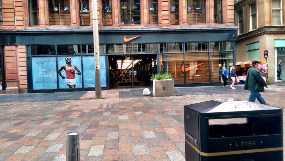 nike store outside