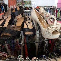 B J's Consignment