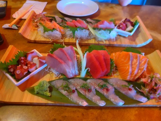 Sakana Sushi Bar by null