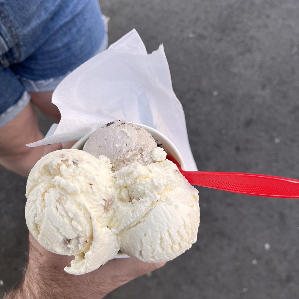 Booms Ice Cream - Massive portions and a big  variety of flavors to choose from - Ice Cream & Frozen Yogurt Near Me - Hugo, Minnesota