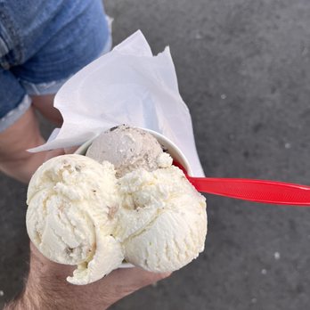 Booms Ice Cream - Massive portions and a big  variety of flavors to choose from - Ice Cream & Frozen Yogurt Near Me - Hugo, Minnesota