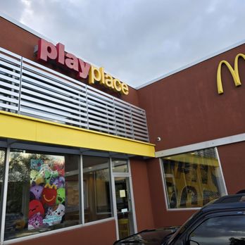 McDonald's - Burgers Near Me - Harwood Heights, Illinois