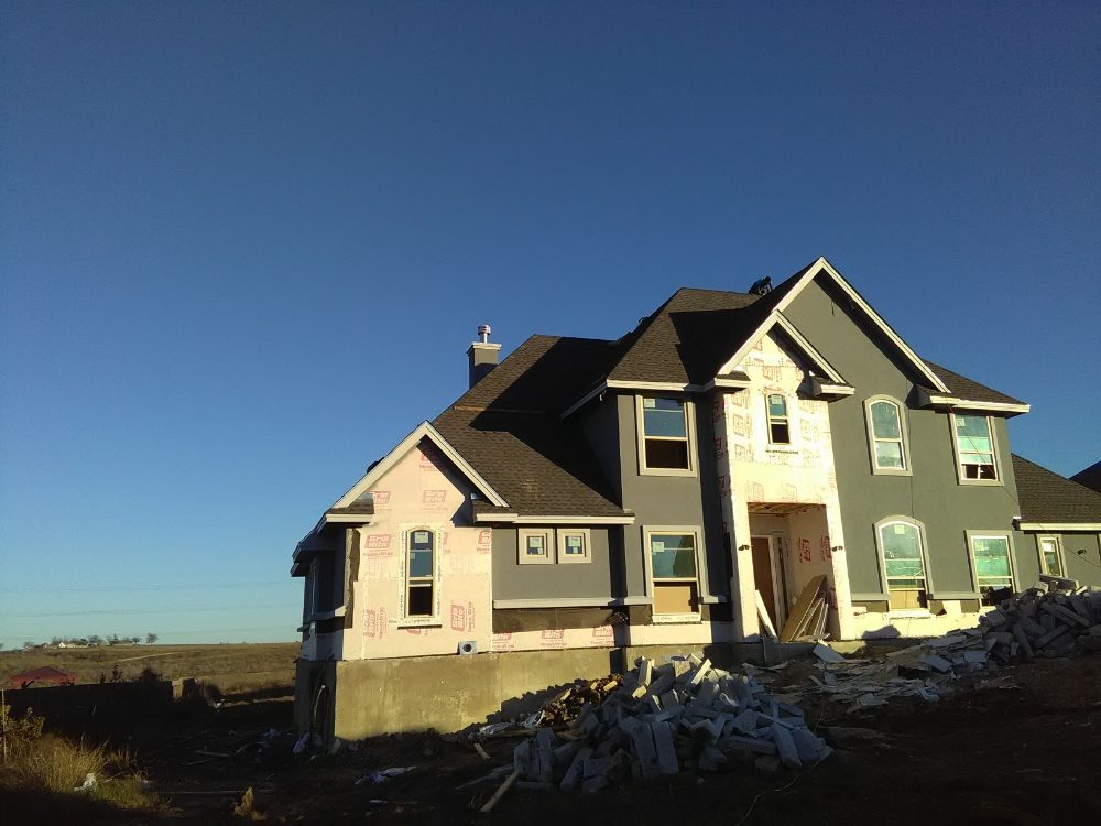 Slide of Saldana's Roofing