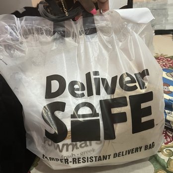 Showmars - University - Delivery bag - Greek Near Me - Charlotte, North Carolina Showmars - University - Delivery bag - Greek Near Me - Charlotte, North Carolina