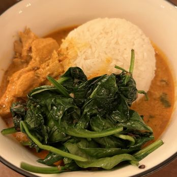 Momo Valley - The Himalayan spicy chicken - Himalayan/Nepalese Near Me - Beacon, New York Momo Valley - The Himalayan spicy chicken - Himalayan/Nepalese Near Me - Beacon, New York
