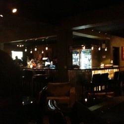 House Wine & Bistro - Bar