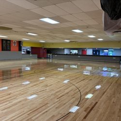 Skateworld - Maple Hardwood Floor
