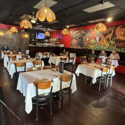 Thai Siri Restaurant - Inside