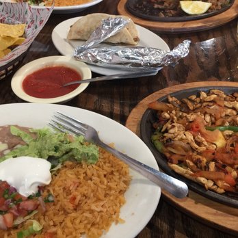 La Finca Mexican Grill - Lunch chicken fajitas - Mexican Near Me - Eufaula, Oklahoma La Finca Mexican Grill - Lunch chicken fajitas - Mexican Near Me - Eufaula, Oklahoma