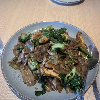 Cha Ba Thai - 63.Pad See Ew - Thai Near Me - Portland, Oregon