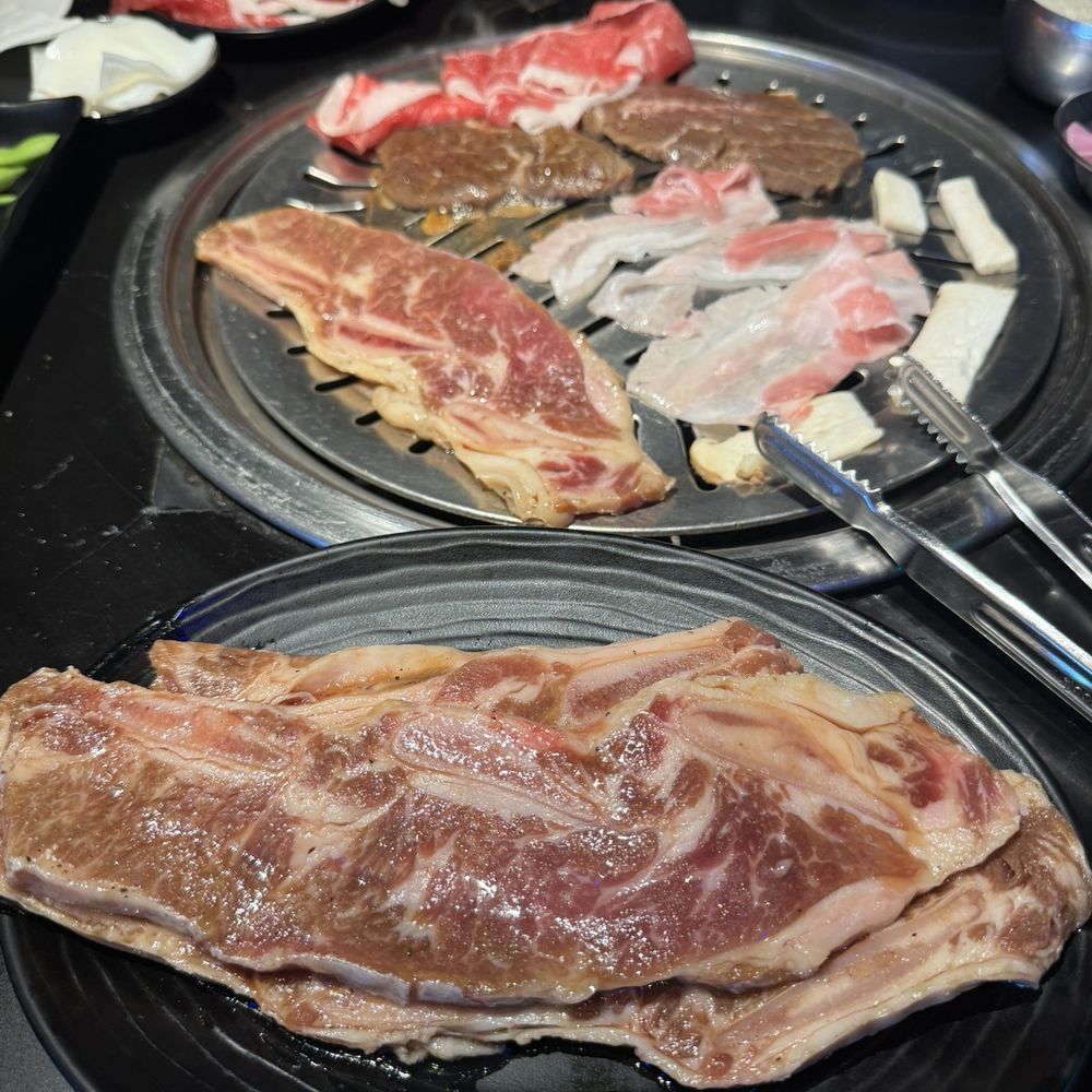 Olleh Convoy Korean BBQ - Grilling the meat and can't wait to eat! - Korean Near Me - San Diego, California Olleh Convoy Korean BBQ - Grilling the meat and can't wait to eat! - Korean Near Me - San Diego, California