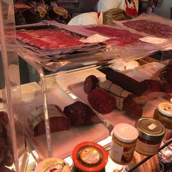 Erich Trumpp - So. much. meat.