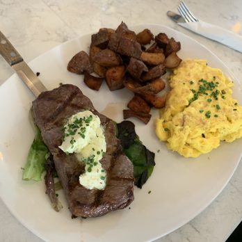 Mom's Kitchen & Bar - Steak and Eggs - Bars Near Me - Astoria, New York Mom's Kitchen & Bar - Steak and Eggs - Bars Near Me - Astoria, New York