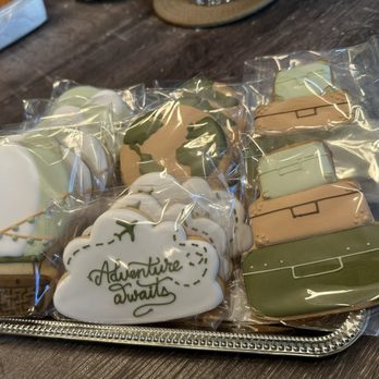 LK’s Bake Shop - Custom cookies - Desserts Near Me - Pleasant Hill, California