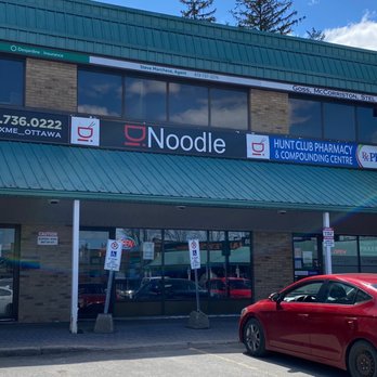 Di Noodle - Store front - Vietnamese Near Me - Ottawa, Ontario