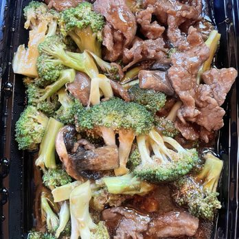 Dynasty - Beef Broccoli - Chinese Near Me - Big Bear Lake, California