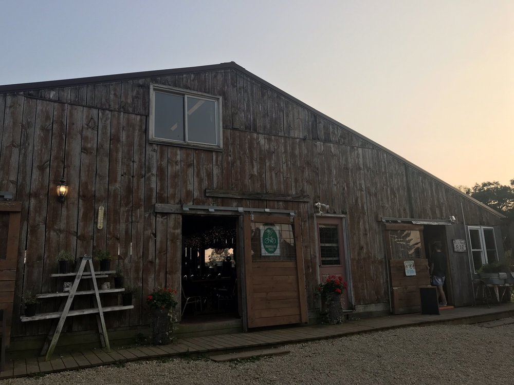 FARM TO FORK RETREAT Updated September 2024 14 Photos S193 County