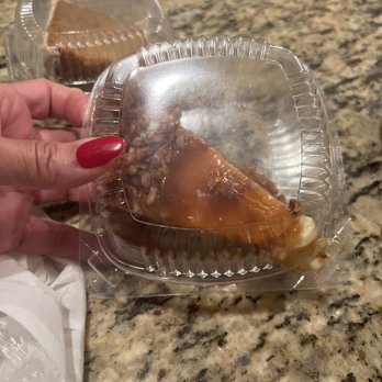 Carolina Kitchen - Carmel cheesecake - Southern Near Me - Largo, Maryland Carolina Kitchen - Carmel cheesecake - Southern Near Me - Largo, Maryland