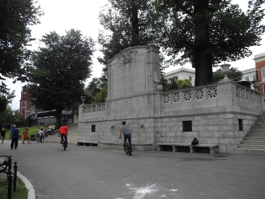 Robert Gould Shaw and the 54th Regiment Memorial by null