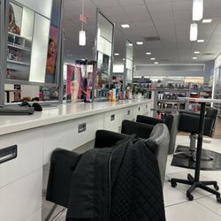 Ulta Beauty - Salon