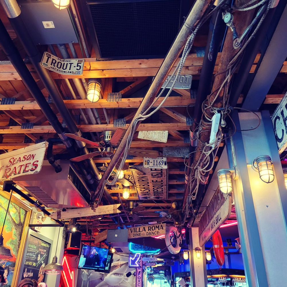 Geddy's - Fun decore - Seafood Near Me - Bar Harbor, Maine Geddy's - Fun decore - Seafood Near Me - Bar Harbor, Maine