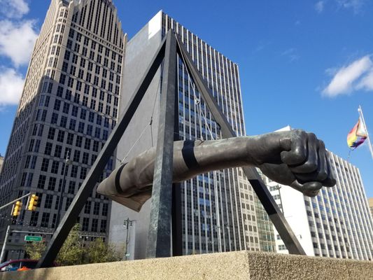 Monument to Joe Louis “The Fist” by null