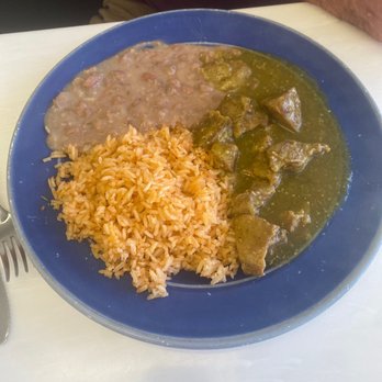 Lola's Kitchen - Chili Verdes plate. Came Out in less than 5 minutes!! - Mexican Near Me - Barstow, California Lola's Kitchen - Chili Verdes plate. Came Out in less than 5 minutes!! - Mexican Near Me - Barstow, California