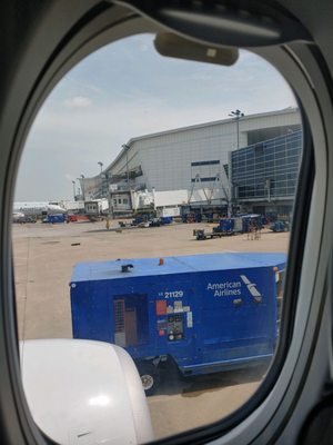 AMERICAN AIRLINES - Updated February 2026 - 11 Photos & 74 Reviews