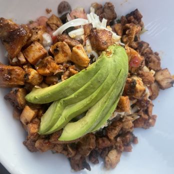 Rreal Tacos - Chamblee - Burrito Bowl w/chicken - Tacos Near Me - Atlanta, Georgia