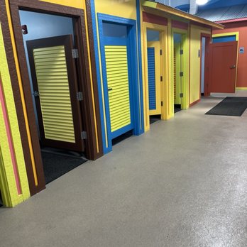 Goldfish Swim School - Lincoln Park - Swimming Lessons/Schools Near Me - Chicago, Illinois