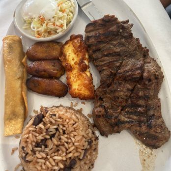 Madrono Restaurant - Carne Asada 6 oz. with taco combo - Latin American Near Me - Miami, Florida Madrono Restaurant - Carne Asada 6 oz. with taco combo - Latin American Near Me - Miami, Florida