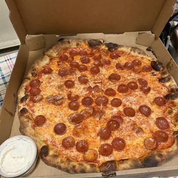 Lo Mo Pizzeria - Pizza Near Me - Norfolk, Virginia Lo Mo Pizzeria - Pizza Near Me - Norfolk, Virginia