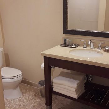 Bahia Resort Hotel - Full shower and tub is over to the left. - San Diego, CA