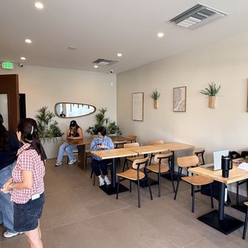 Da Vien Coffee - Coffee & Tea Near Me - Gardena, California