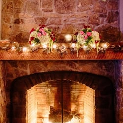 Fairyland Club - Beautiful fireplace