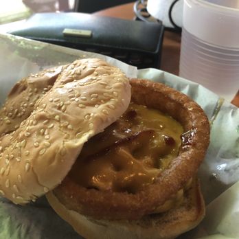 Bunz Burgerz - Lexington Roadhouse - Burgers Near Me - Louisville, Kentucky