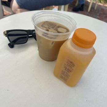 Courage Bagels - Coffee, juice and waiting - Bagels Near Me - Los Angeles, California