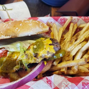 Laguna Burger - Green chile burger - Burgers Near Me - Albuquerque, New Mexico Laguna Burger - Green chile burger - Burgers Near Me - Albuquerque, New Mexico