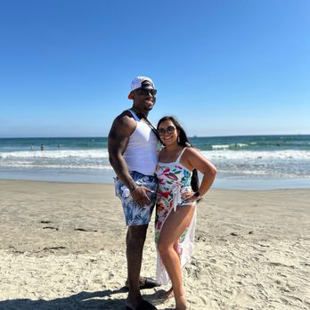 Huntington Beach - Mom and dad on the beach - Beaches Near Me - Huntington Beach, California