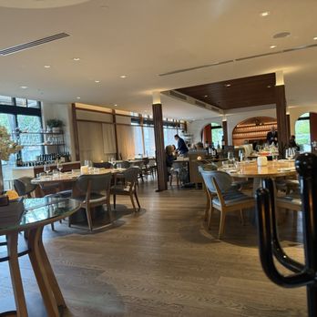 Be.Steak.A - Main Dining Area - Bars Near Me - Campbell, California