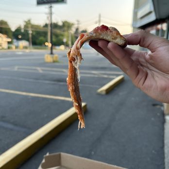 Chunky Tomato - Pizza Near Me - Bristol, Connecticut