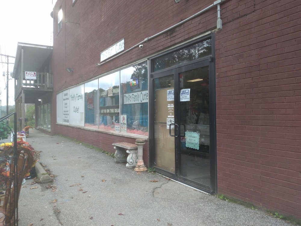 THRIFTY FAMILY OUTLET Updated August 2024 County Rte 21 & Sissonville Dr, Sissonville, West