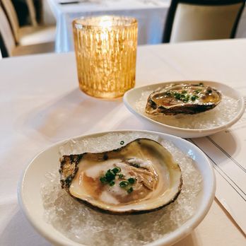 Kinzie Chophouse - Oysters mignonette - Steakhouses Near Me - Chicago, Illinois Kinzie Chophouse - Oysters mignonette - Steakhouses Near Me - Chicago, Illinois
