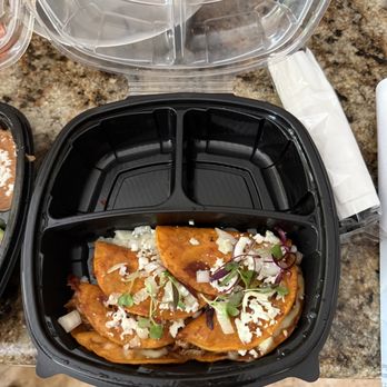 Carmelita's - Tiny, greasy & fatty Braised Birria Tacos $25! - Beer, Wine & Spirits Near Me - Laguna Beach, California Carmelita's - Tiny, greasy & fatty Braised Birria Tacos $25! - Beer, Wine & Spirits Near Me - Laguna Beach, California